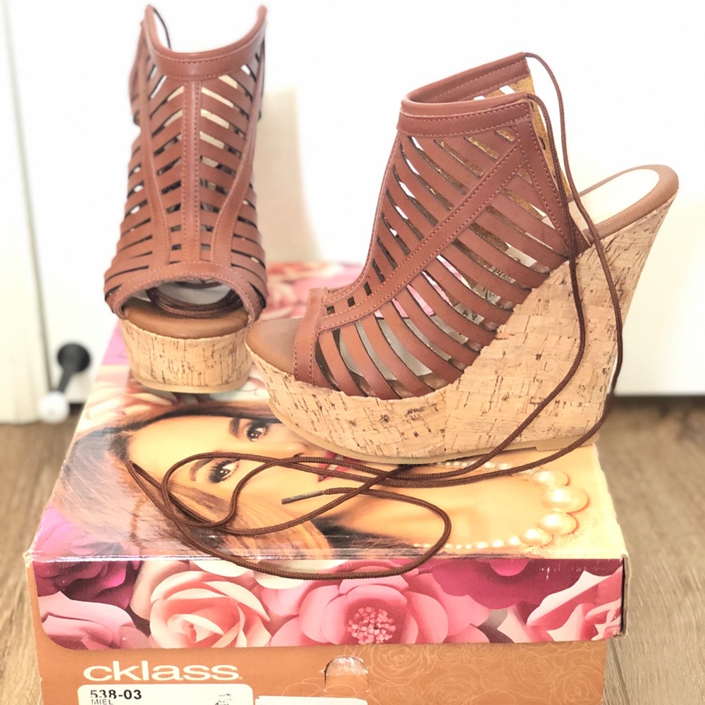 Brown wedges